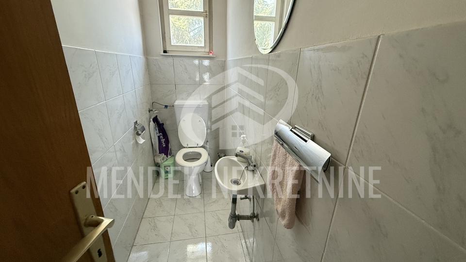 Pisarne, 600 m2, Prodaja, Gornji Kneginec