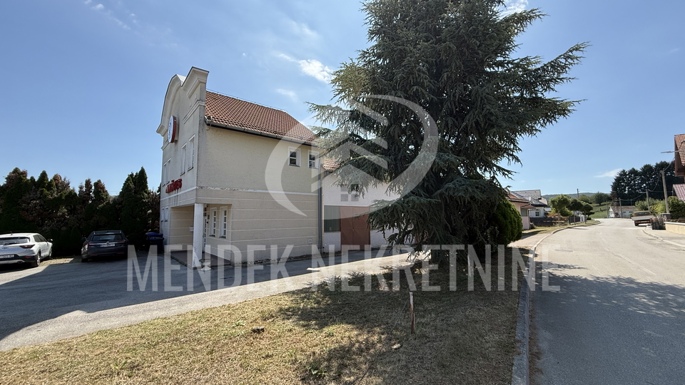 Commercial Property, 600 m2, For Sale, Gornji Kneginec