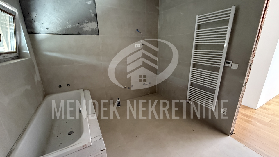 NOVOGRADNJA! Obiteljska kuća na dva kata, terasa, dvorište, Banfica, Varaždin, prodaja