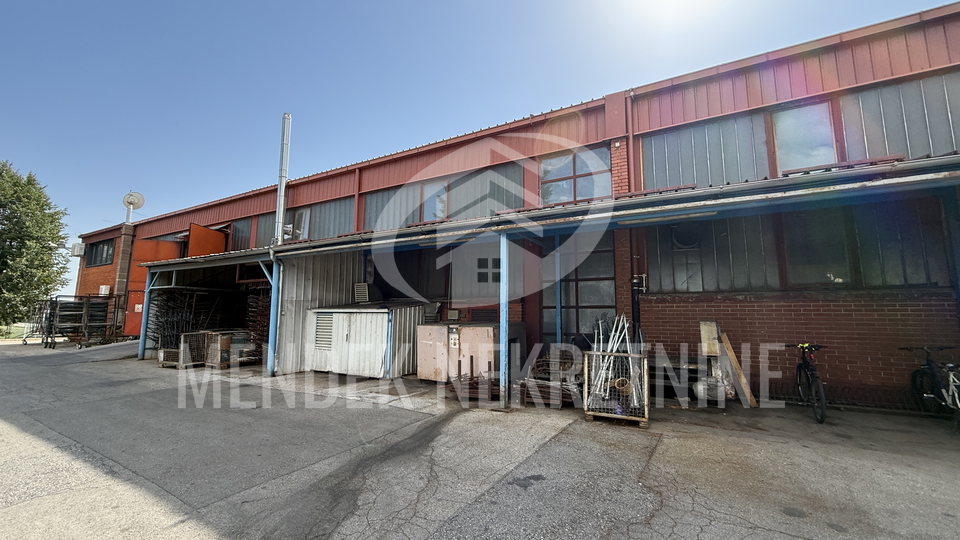 Commercial Property, 5000 m2, For Sale, Donje Ladanje