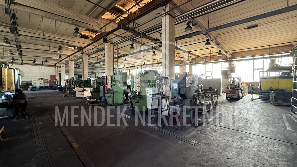 Commercial Property, 5000 m2, For Sale, Donje Ladanje