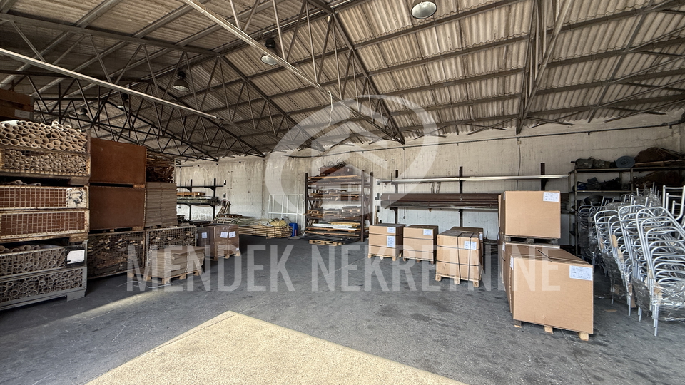 Commercial Property, 5000 m2, For Sale, Donje Ladanje
