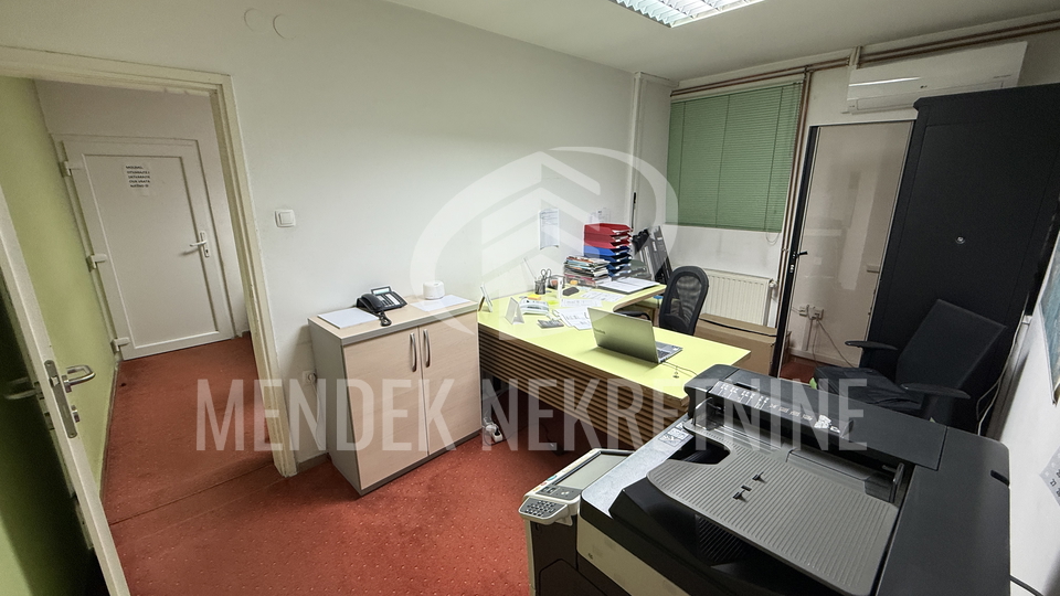 Commercial Property, 680 m2, For Sale, Sračinec