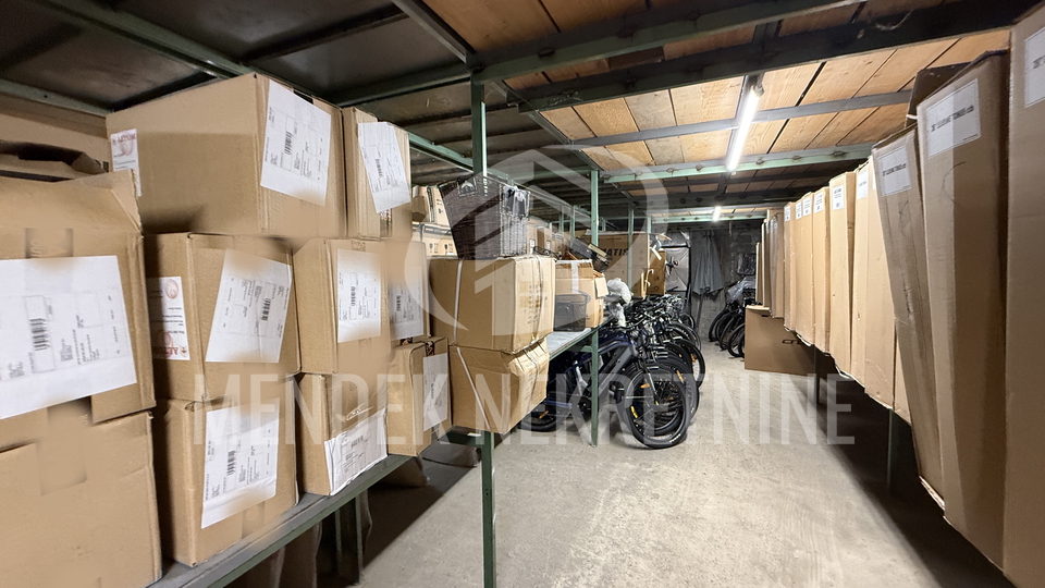 Commercial Property, 680 m2, For Sale, Sračinec