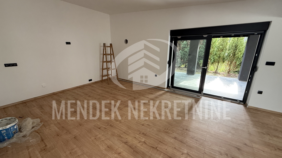 House, 180 m2, For Sale, Varaždin - Jalkovečka