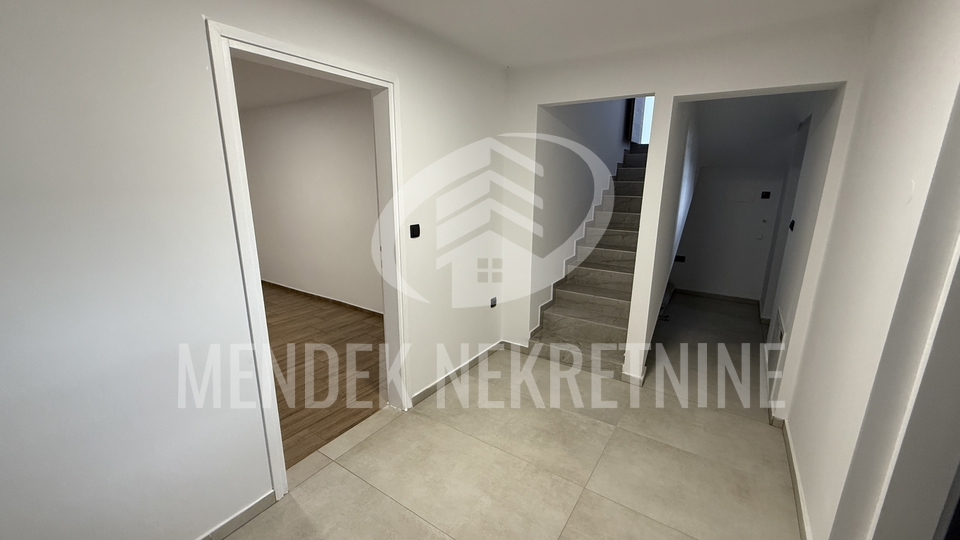 House, 180 m2, For Sale, Varaždin - Jalkovečka
