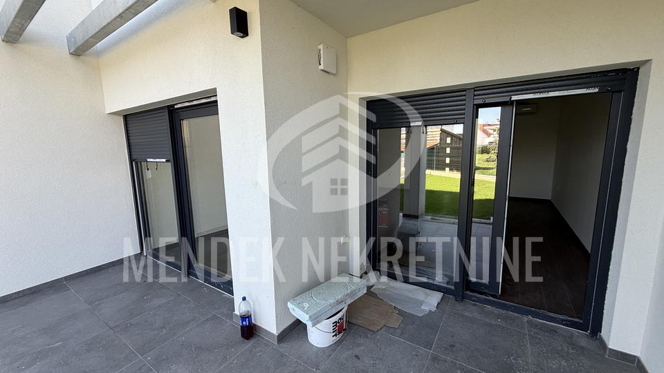 BEZ PROVIZIJE! NOVOGRADNJA! Obiteljski kvart! Kuća u nizu/stan s vrtom, 129,45 m2, prodaja