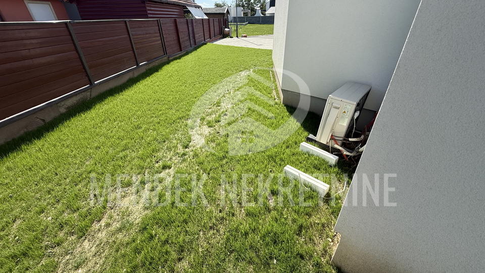 BEZ PROVIZIJE! NOVOGRADNJA! Obiteljski kvart! Kuća u nizu/stan s vrtom, 124,56 m2, prodaja