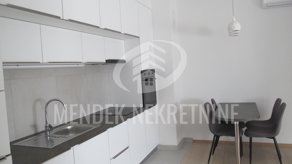 Apartment, 42 m2, For Rent, Varaždin - Centar