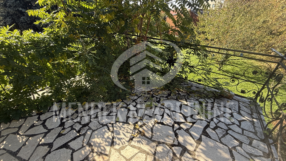 House, 400 m2, For Sale, Varaždin - Centar