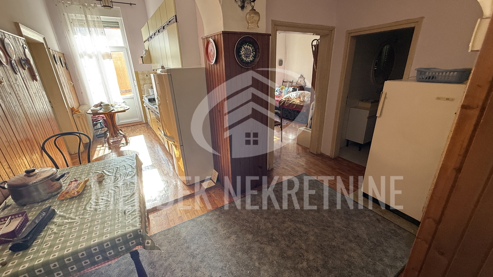 House, 400 m2, For Sale, Varaždin - Centar