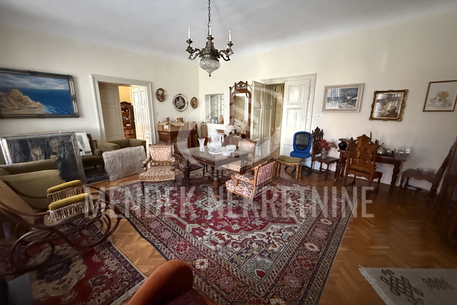 House, 400 m2, For Sale, Varaždin - Centar