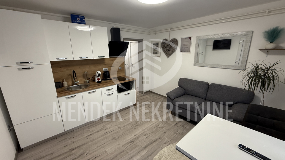 Apartment&comma; 40 m2&comma; For Rent&comma; Vara&zcaron;din - Centar