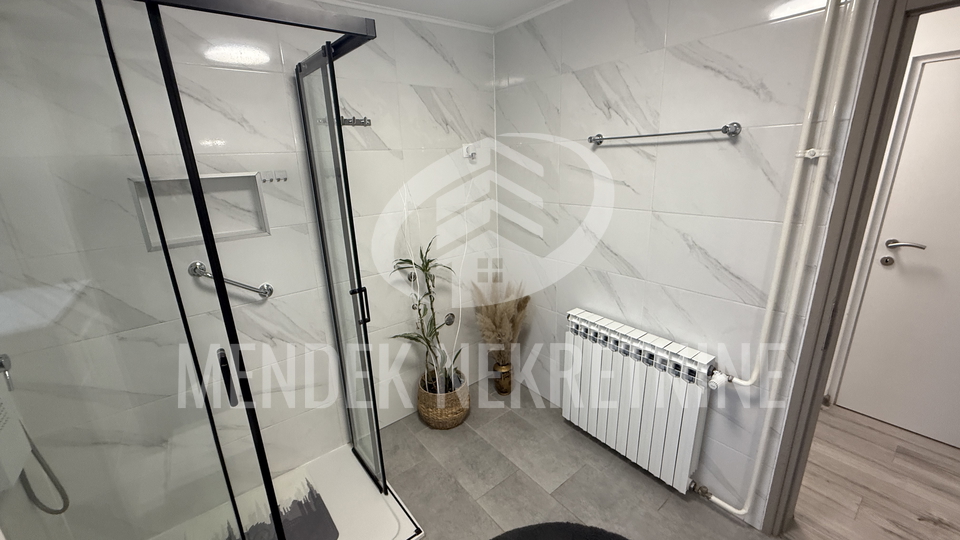 Apartment&comma; 40 m2&comma; For Rent&comma; Vara&zcaron;din - Centar