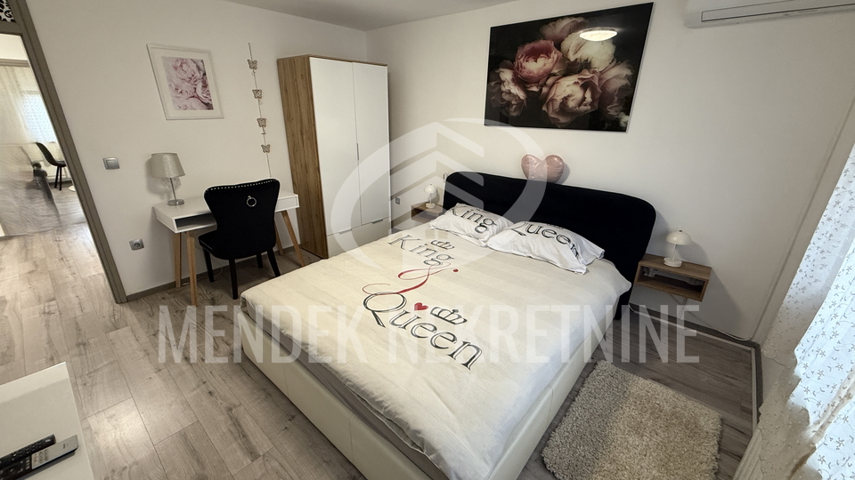 Apartment&comma; 40 m2&comma; For Rent&comma; Vara&zcaron;din - Centar