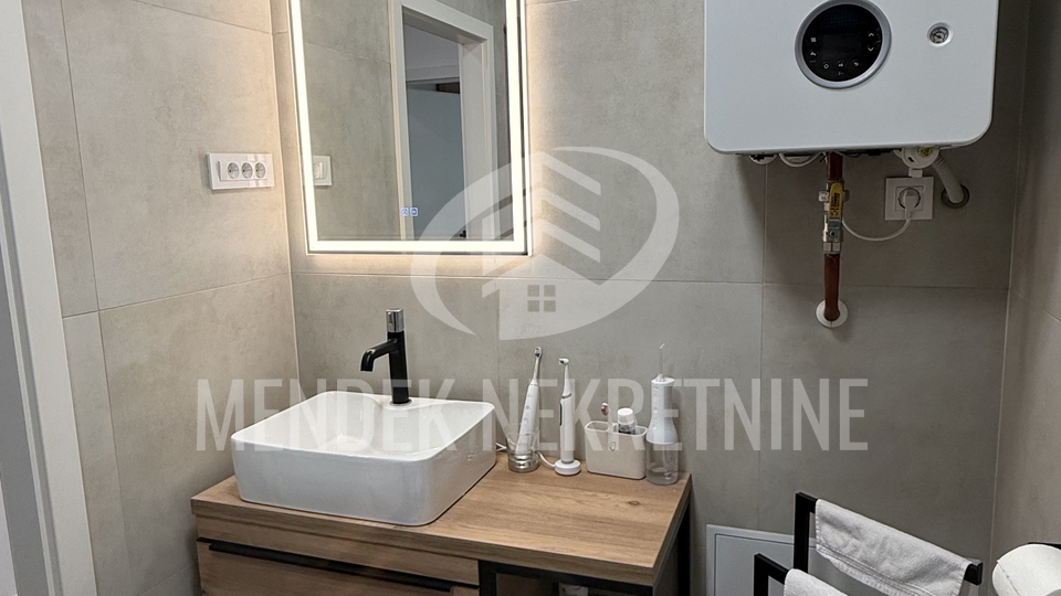 NOVOUREĐEN MODERAN 2 SOBAN STAN, BANFICA, VARAŽDIN