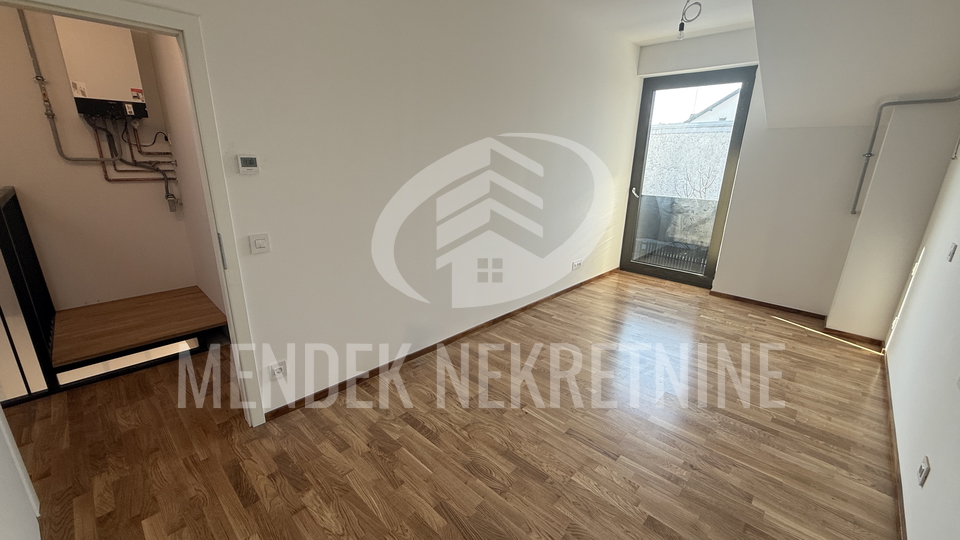 Stanovanje&comma; 78 m2&comma; Prodaja&comma; Vara&zcaron;din - Centar