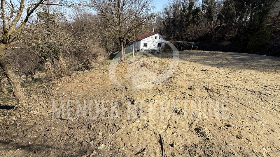 TOP LOKACIJA&comma; GRA&Dstrok;EVINSKO ZEMLJI&Scaron;TE 1600 m2