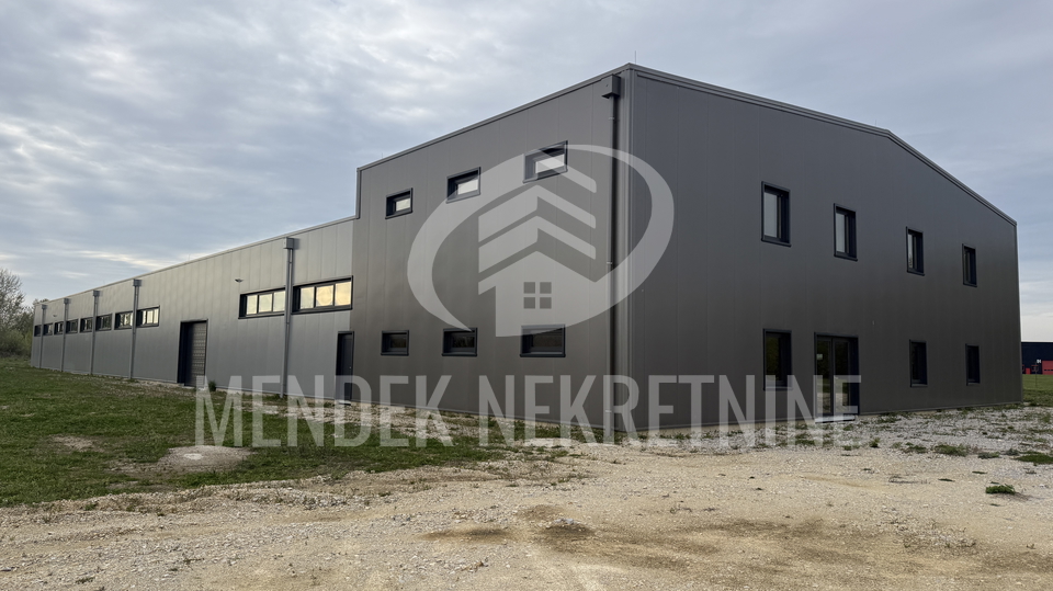 Uffici&comma; 2200 m2&comma; Vendita&comma; Trnovec