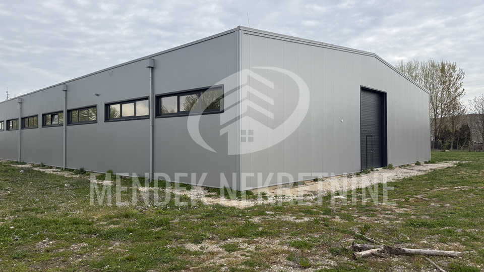 Uffici&comma; 2200 m2&comma; Vendita&comma; Trnovec