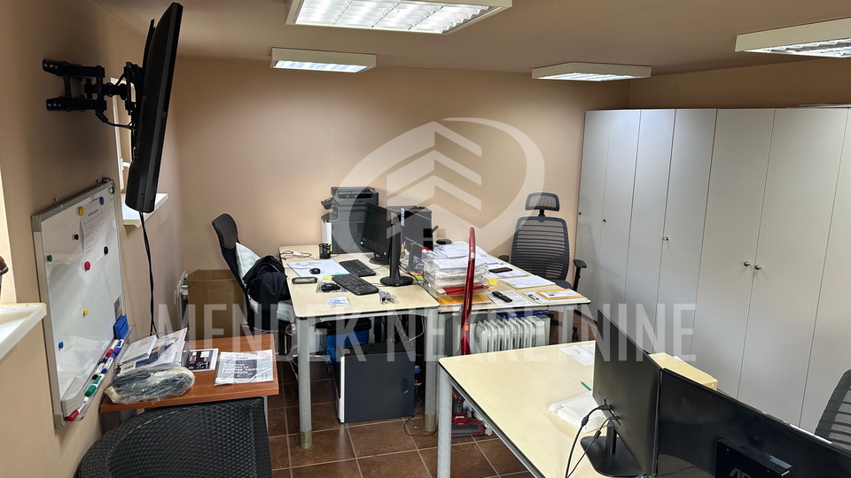 Commercial Property, 21 m2, For Rent, Varaždin - Hallers