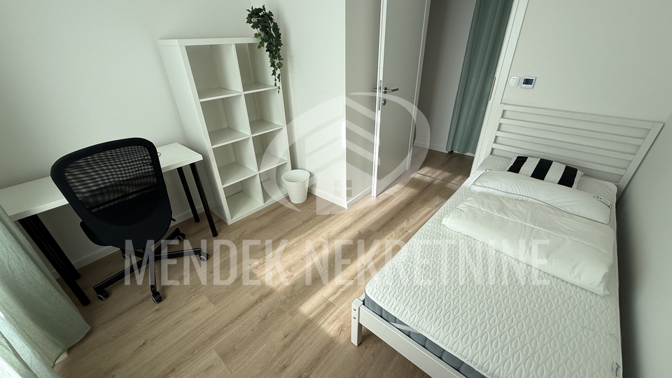 Stanovanje&comma; 45 m2&comma; Najem&comma; Vara&zcaron;din - Centar