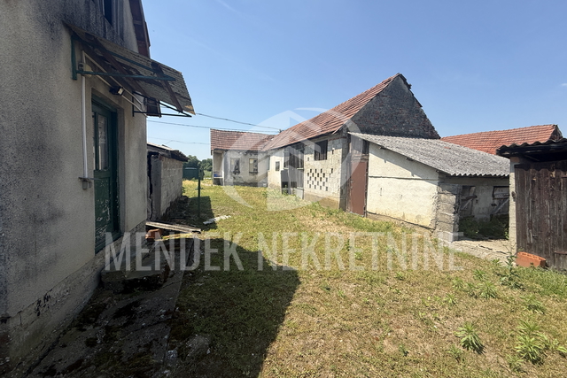 House, 80 m2, For Sale, Varaždin - Biškupec