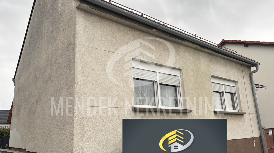 SAMOSTOJEĆA KUĆA U BLIZINI 6. OSNOVNE ŠKOLE