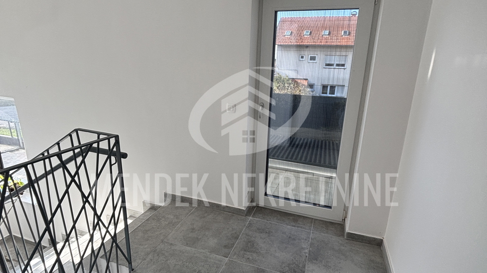 Stanovanje, 226 m2, Prodaja, Varaždin - Bronx