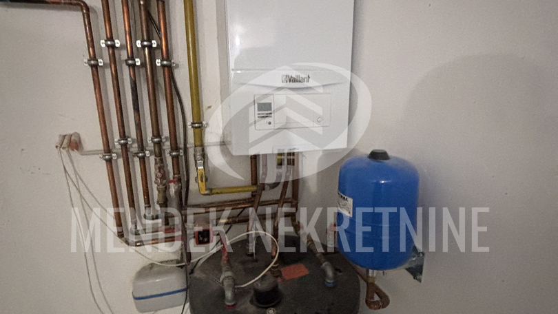 House, 226 m2, For Sale, Varaždin - Bronx