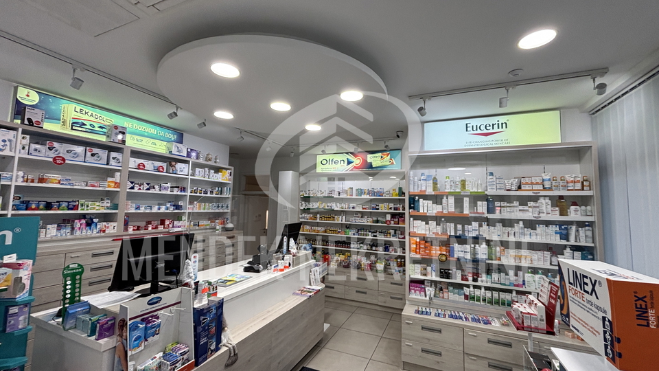 Pisarne&comma; 96 m2&comma; Prodaja&comma; Vara&zcaron;din - Vilka Novaka