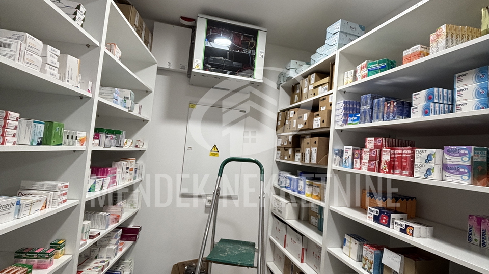 Pisarne&comma; 96 m2&comma; Prodaja&comma; Vara&zcaron;din - Vilka Novaka