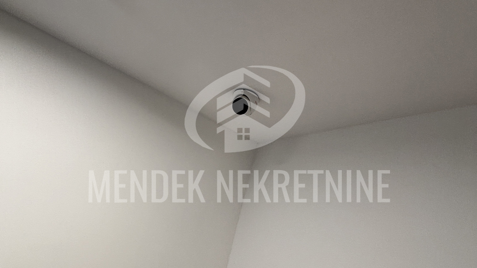 Pisarne&comma; 96 m2&comma; Prodaja&comma; Vara&zcaron;din - Vilka Novaka