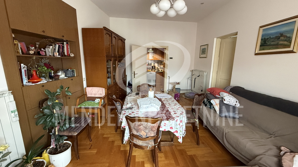 Apartment&comma; 120 m2&comma; For Sale&comma; Vara&zcaron;din - Centar
