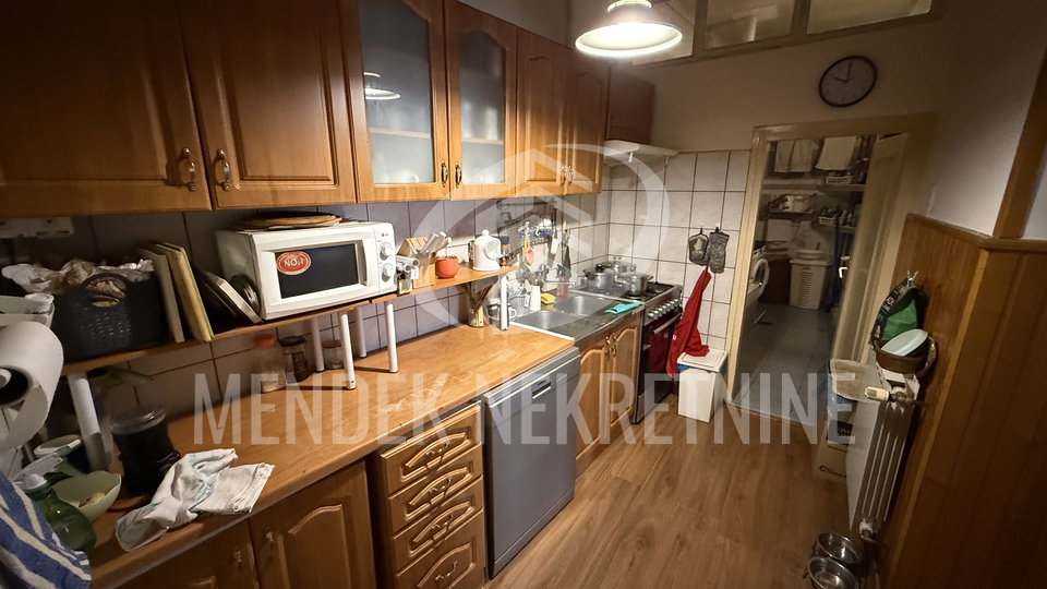 Apartment&comma; 120 m2&comma; For Sale&comma; Vara&zcaron;din - Centar