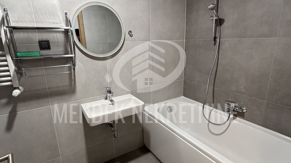 Apartment&comma; 50 m2&comma; For Rent&comma; Vara&zcaron;din - Centar