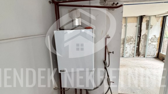 House&comma; 300 m2&comma; For Sale&comma; Vara&zcaron;din - Centar