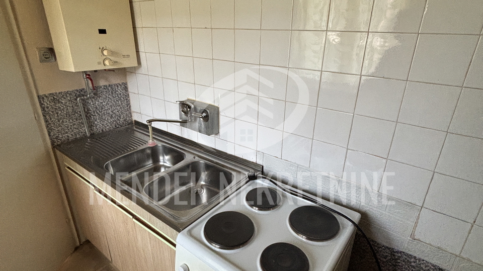 Wohnung&comma; 130 m2&comma; Verkauf&comma; Vara&zcaron;din - Banfica