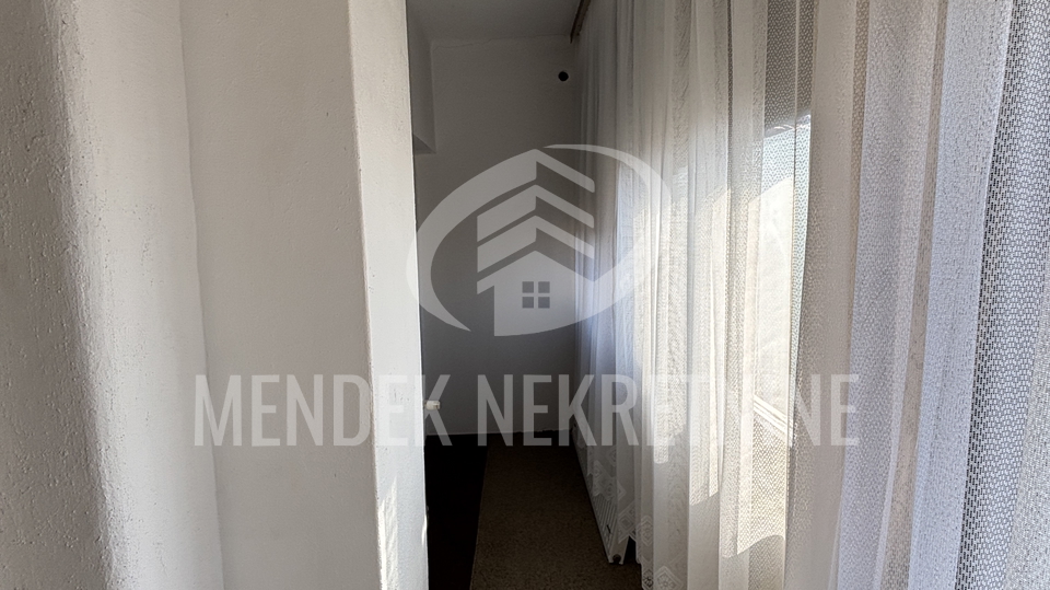 Wohnung&comma; 130 m2&comma; Verkauf&comma; Vara&zcaron;din - Banfica