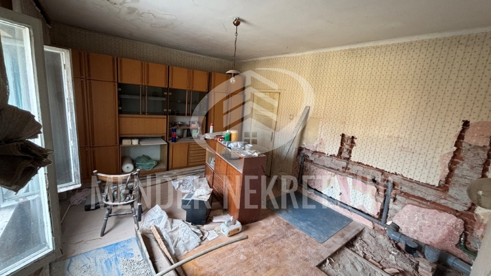 Apartment&comma; 55 m2&comma; For Sale&comma; Vara&zcaron;din - Centar