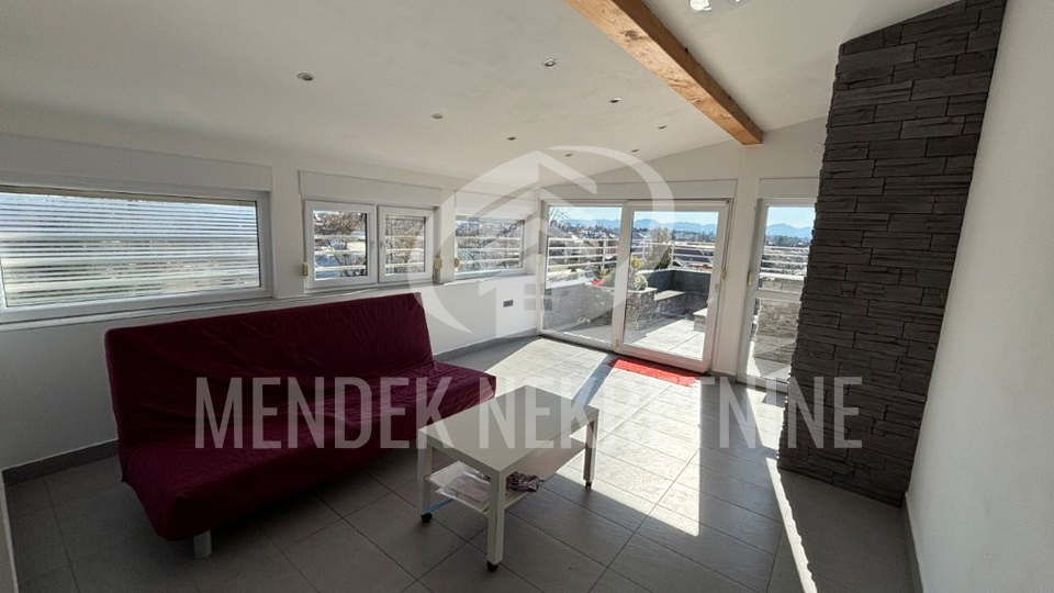 Apartment&comma; 96 m2&comma; For Sale&comma; Vara&zcaron;din - Centar