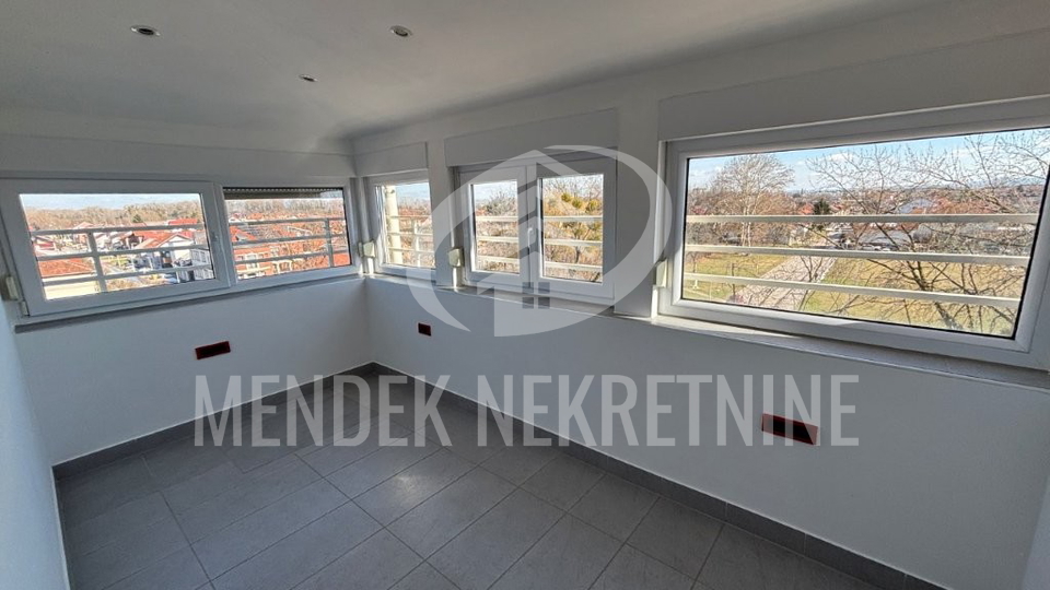 Apartment&comma; 96 m2&comma; For Sale&comma; Vara&zcaron;din - Centar