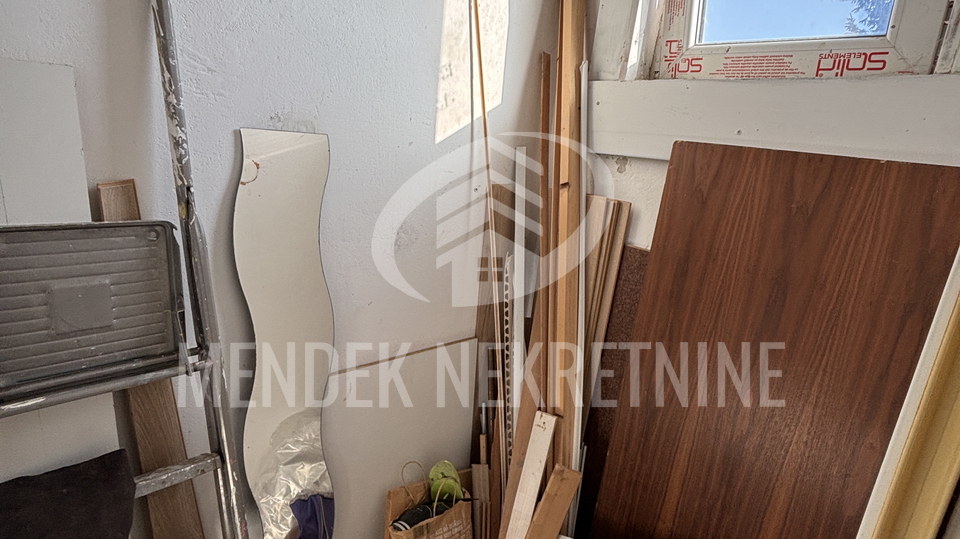 Apartment&comma; 41 m2&comma; For Sale&comma; Vara&zcaron;din - Centar