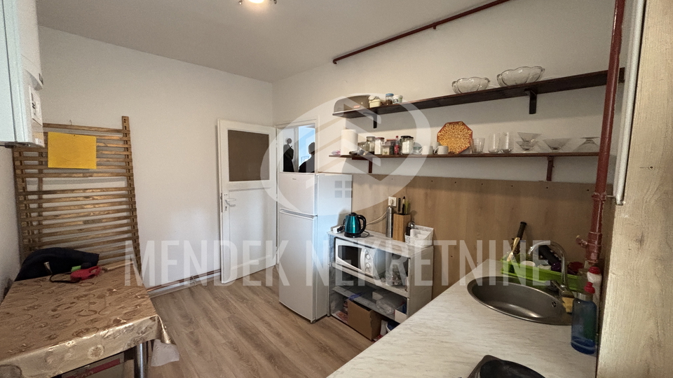 Apartment&comma; 41 m2&comma; For Sale&comma; Vara&zcaron;din - Centar