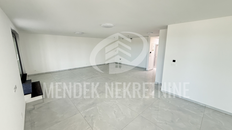 Wohnung&comma; 234 m2&comma; Verkauf&comma; &Ccaron;akovec - Globetka