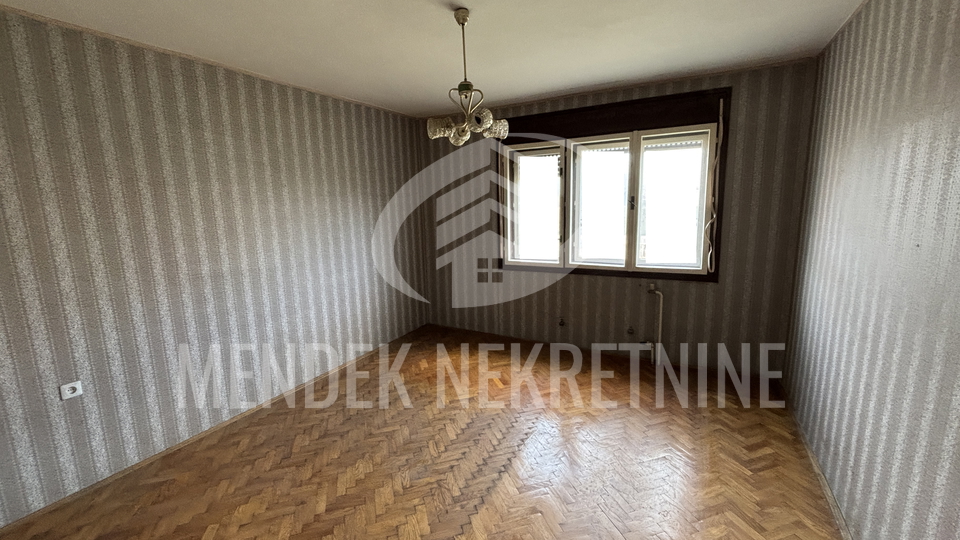 Haus&comma; 180 m2&comma; Verkauf&comma; Vara&zcaron;din - Hallers