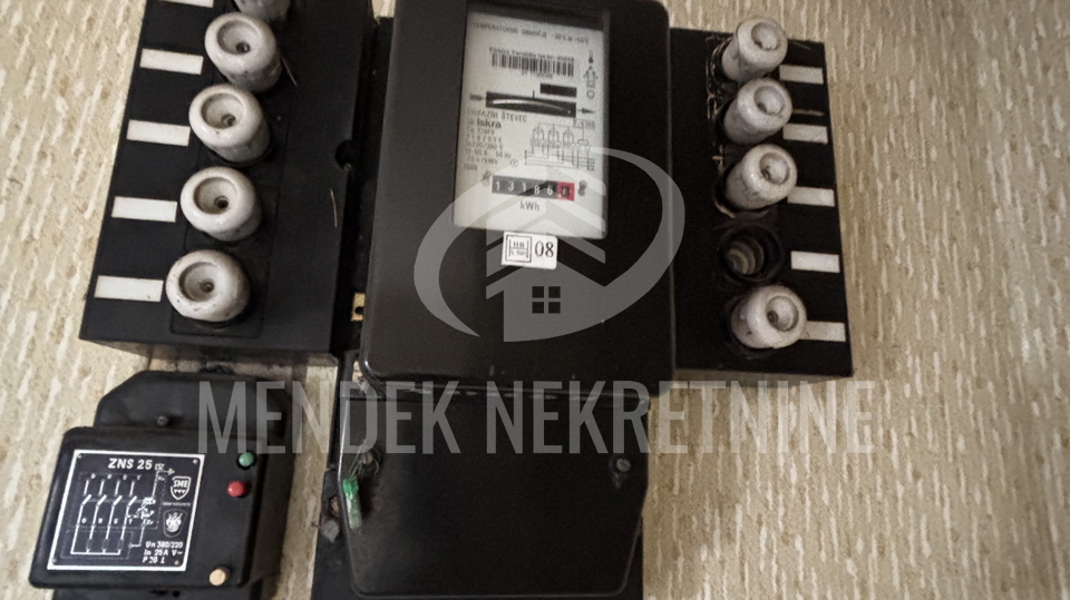 Haus&comma; 180 m2&comma; Verkauf&comma; Vara&zcaron;din - Hallers