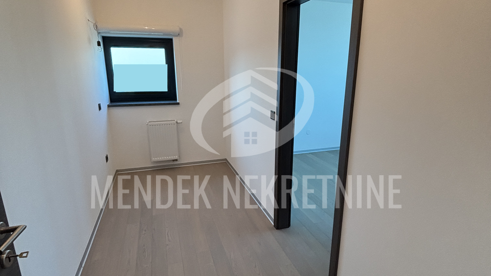Apartment&comma; 82 m2&comma; For Sale&comma; Vara&zcaron;din - Centar