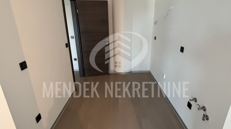 Apartment&comma; 82 m2&comma; For Sale&comma; Vara&zcaron;din - Centar