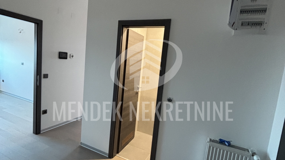 Apartment&comma; 82 m2&comma; For Sale&comma; Vara&zcaron;din - Centar